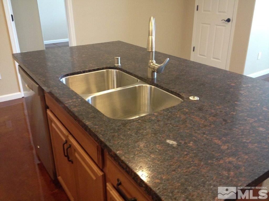 462 Laurel Street, Reno, NV 89512 Photo