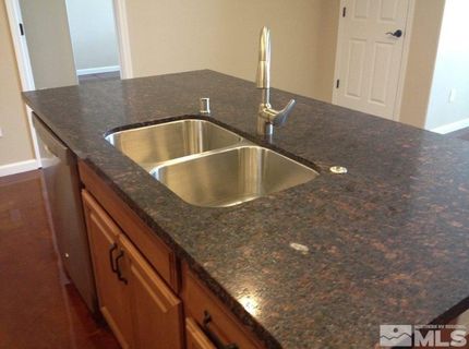 462 Laurel Street, Reno, NV 89512 Photo