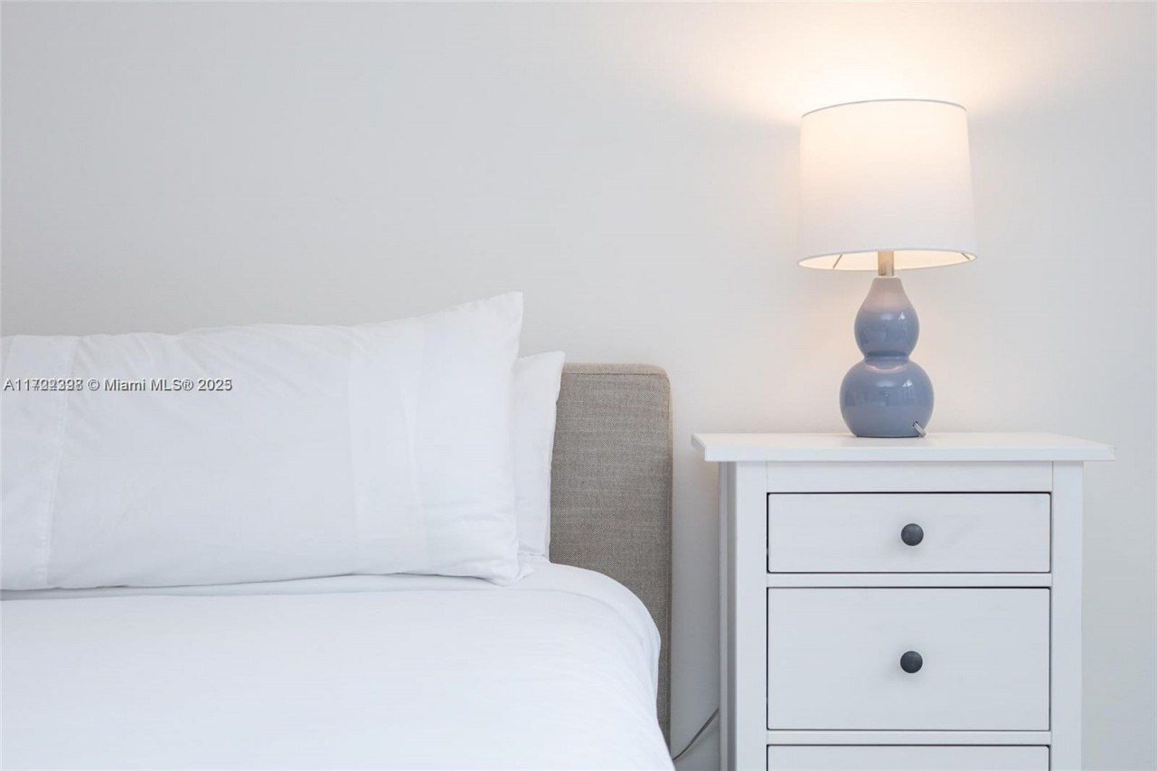 5161 Collins Ave, Unit 812, Miami Beach, FL 33140 Photo