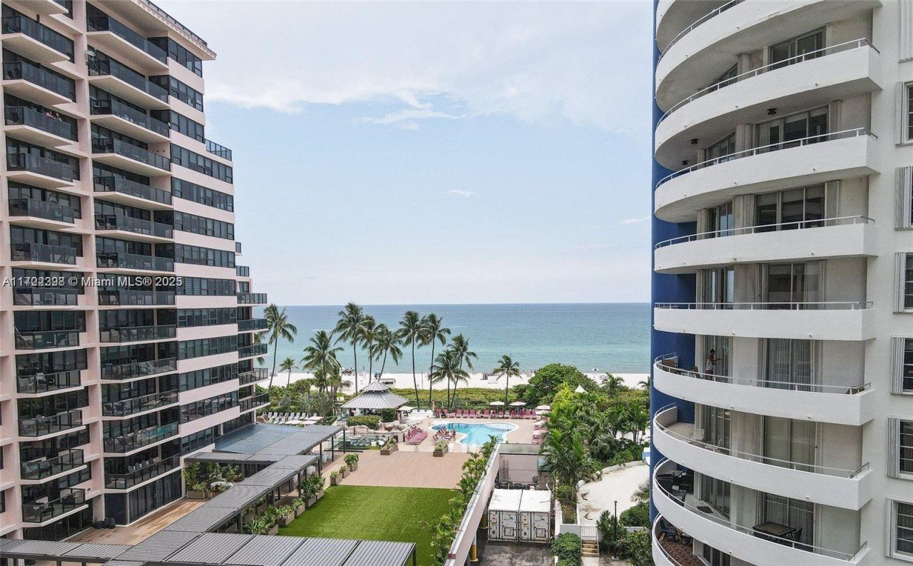 5161 Collins Ave, Unit 812, Miami Beach, FL 33140 Photo