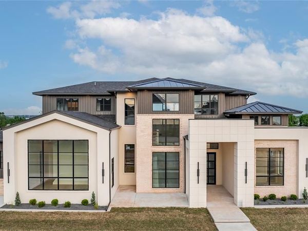 2600 Majestic Way, Yukon, OK 73099