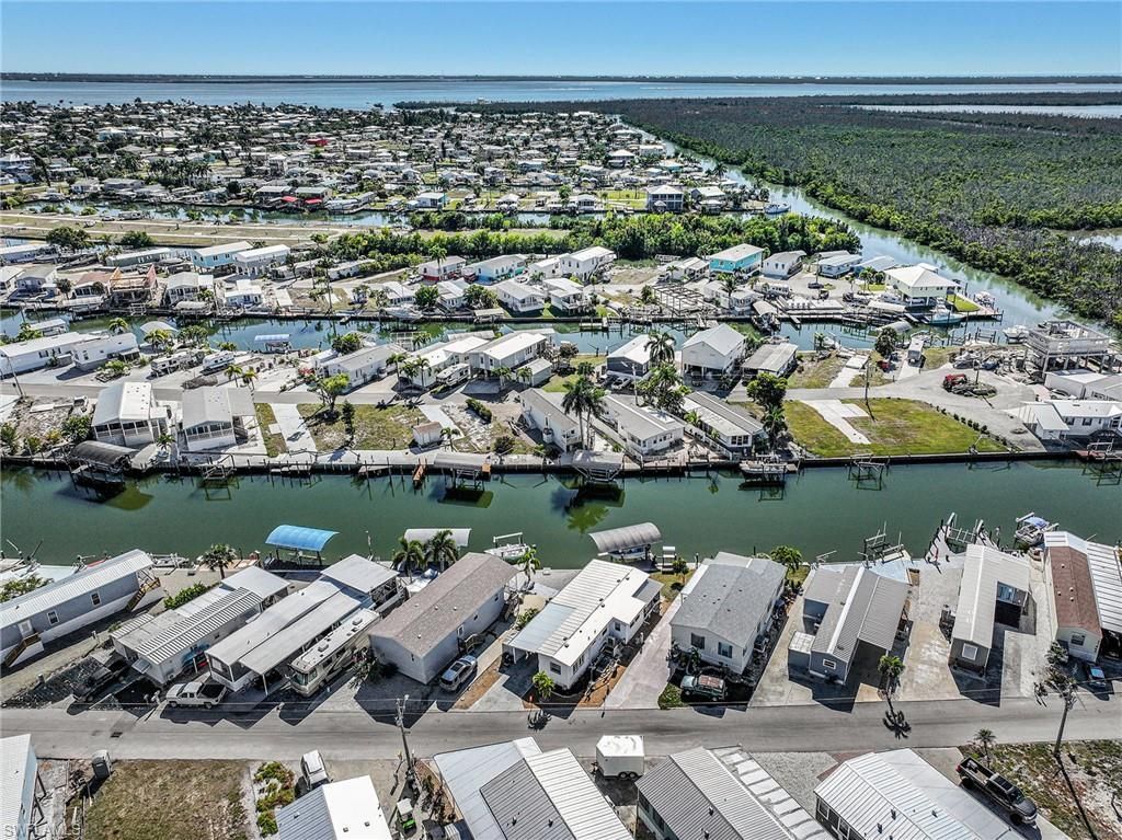 3893 Dewberry Ln, Saint James City, FL 33956 Photo