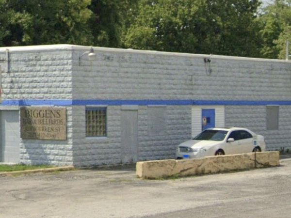 858 W Green Street, Decatur, IL 62522