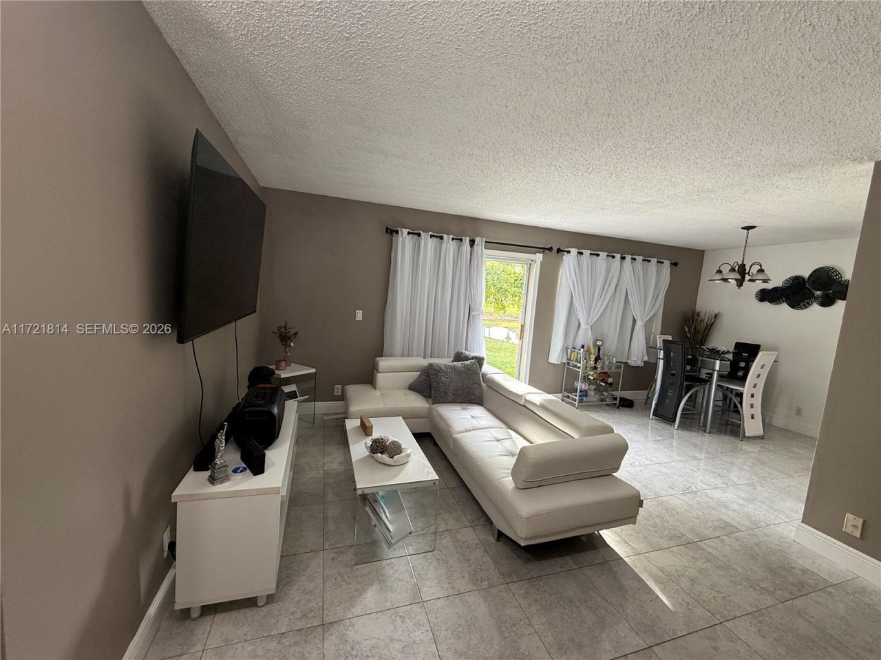 8710 SW 3rd St, Unit 104, Pembroke Pines, FL 33025 Photo