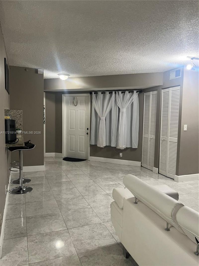 8710 SW 3rd St, Unit 104, Pembroke Pines, FL 33025 Photo
