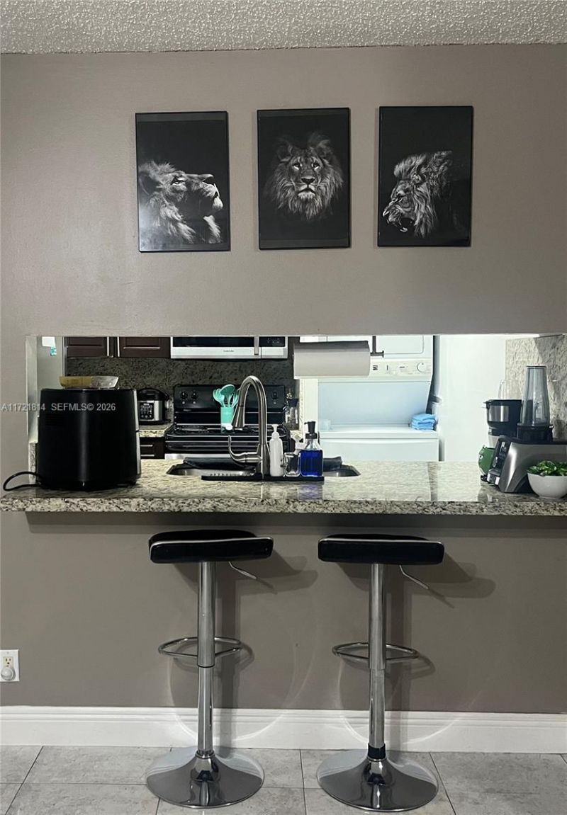 8710 SW 3rd St, Unit 104, Pembroke Pines, FL 33025 Photo