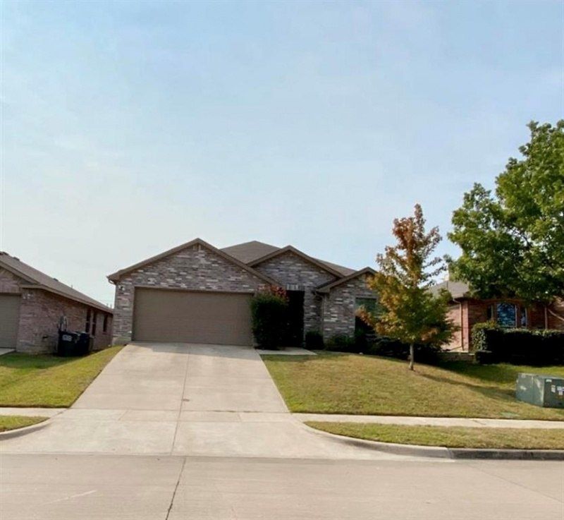 214 Timber Drive, Princeton, TX 75407 Main Photo