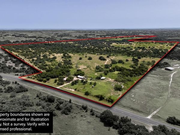 17921 Tx-16, Comanche, TX 76442