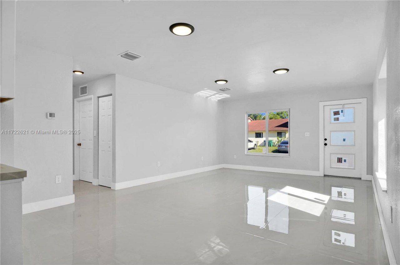 28020 SW 141st Pl, Homestead, FL 33033 Photo