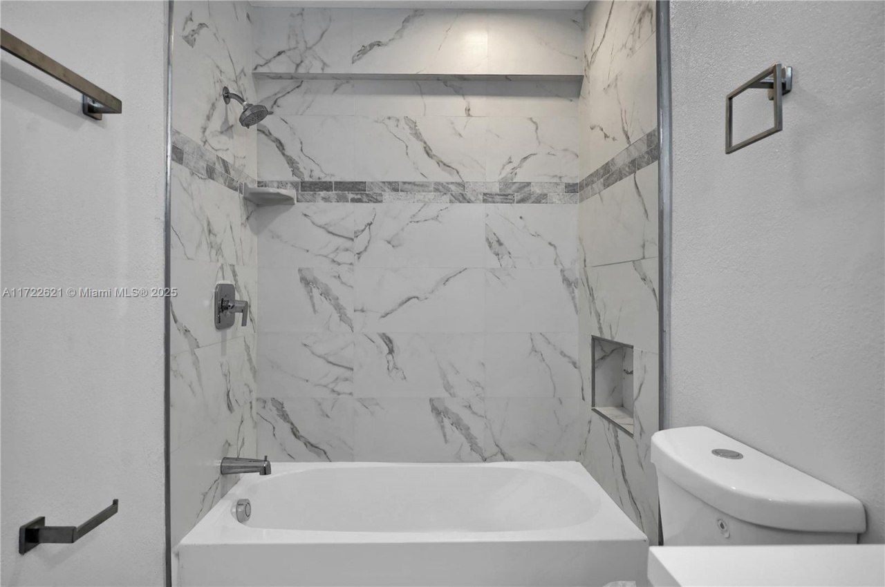 28020 SW 141st Pl, Homestead, FL 33033 Photo