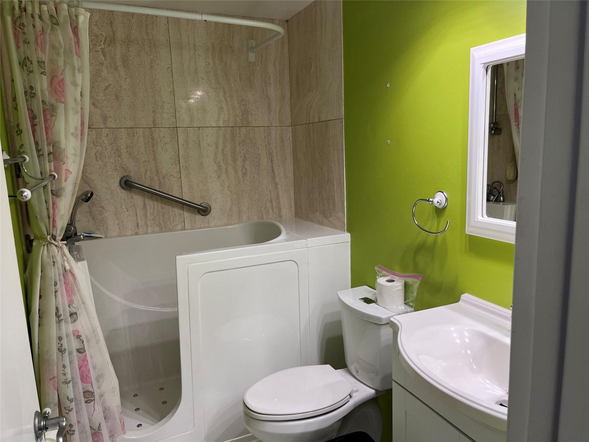 3200 NE 36th Street, Unit 714, Fort Lauderdale, FL 33308 Photo