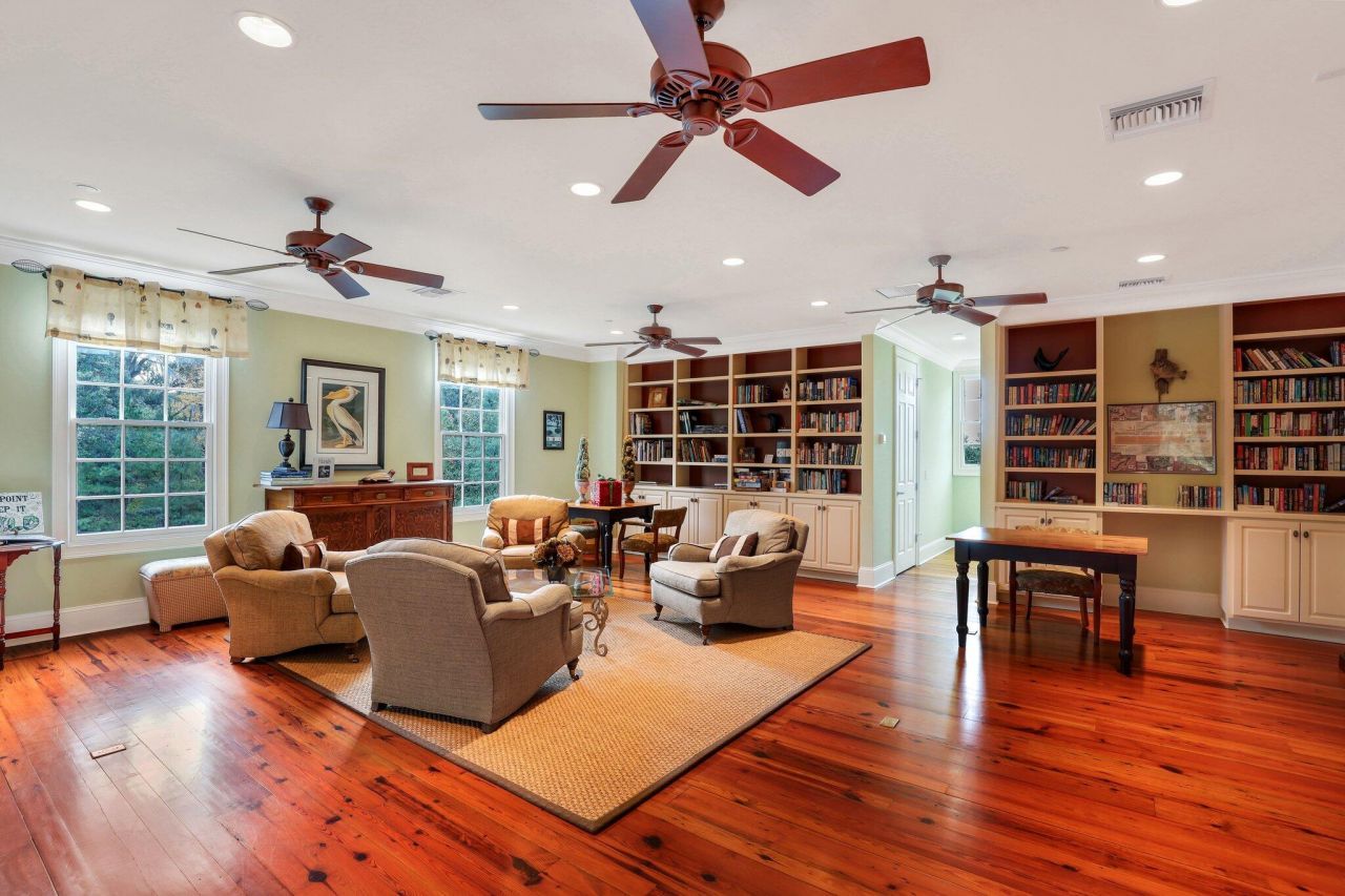 88 Tomotley Barony Drive Photo 22