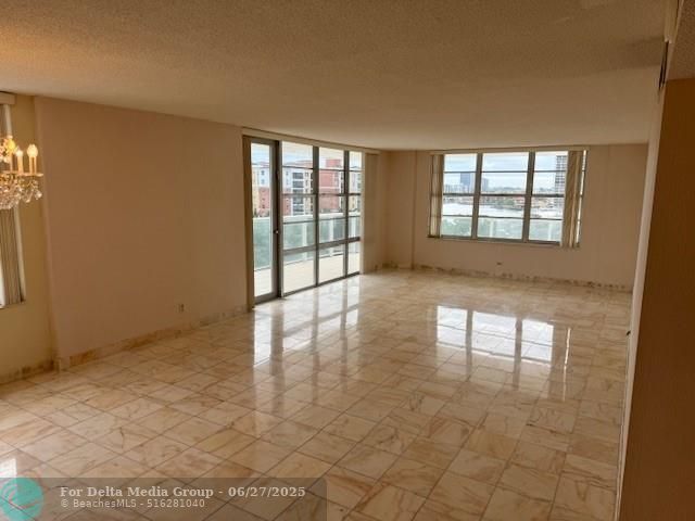 230 174th St, Unit 814, Sunny Isles Beach, FL 33160 Photo
