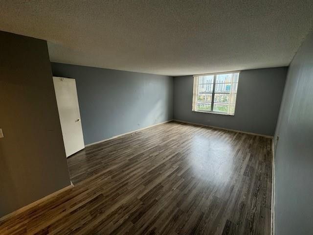 230 174th Street, Unit 814, Sunny Isles Beach, FL 33160 Photo