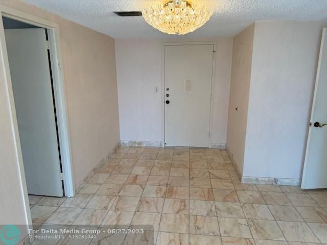 230 174th St, Unit 814, Sunny Isles Beach, FL 33160 Photo