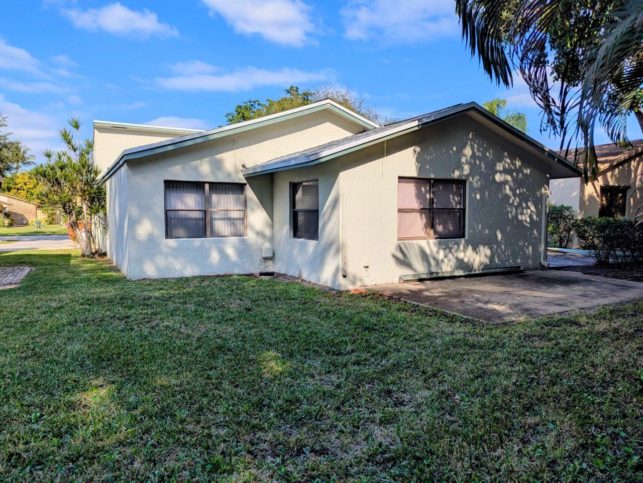 2454 NW 9th Street, Delray Beach, FL 33445 Photo
