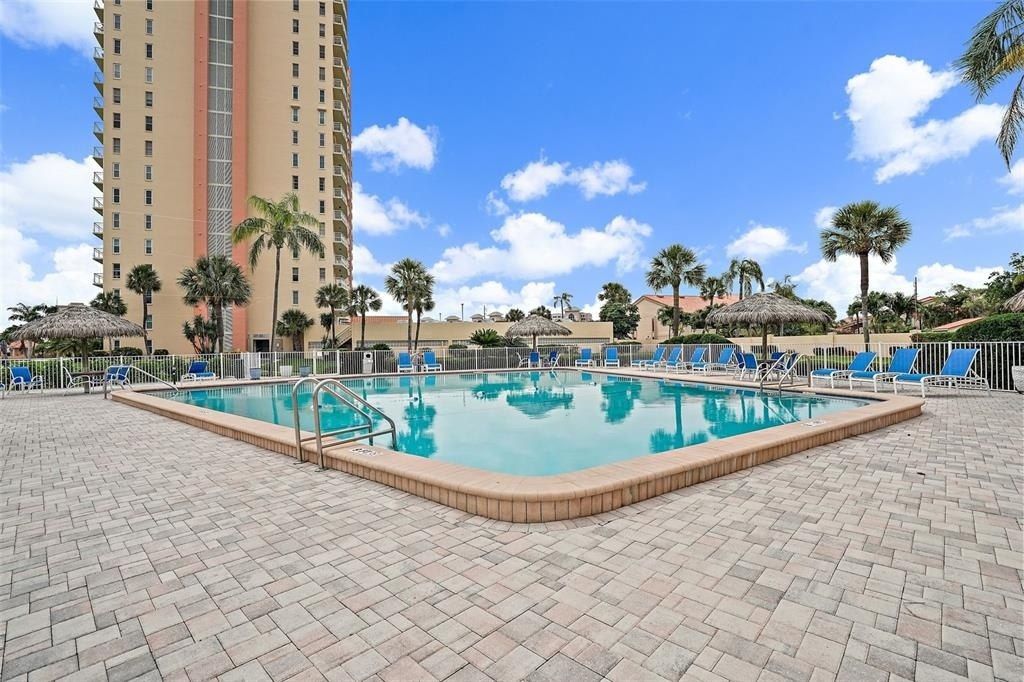 4900 Brittany Drive S, Unit 409, Saint Petersburg, FL 33715 Photo