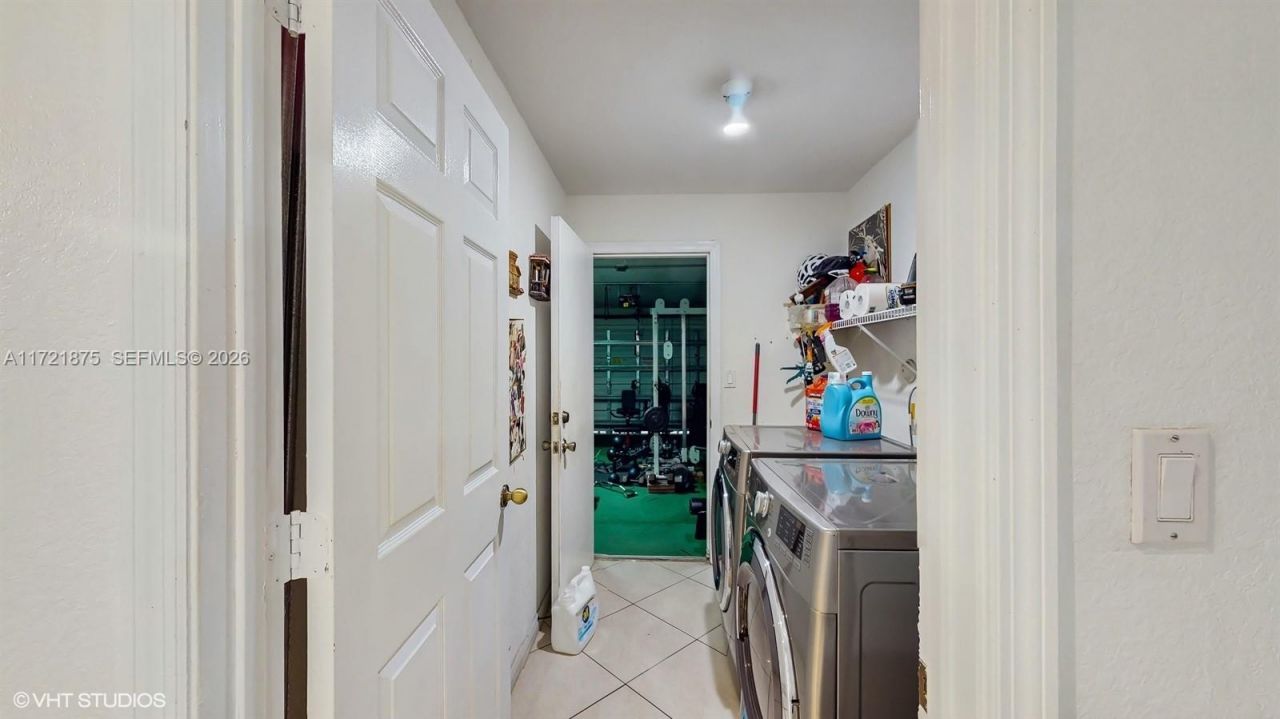 5323 NW 109th Ct, Doral, FL 33178 Photo