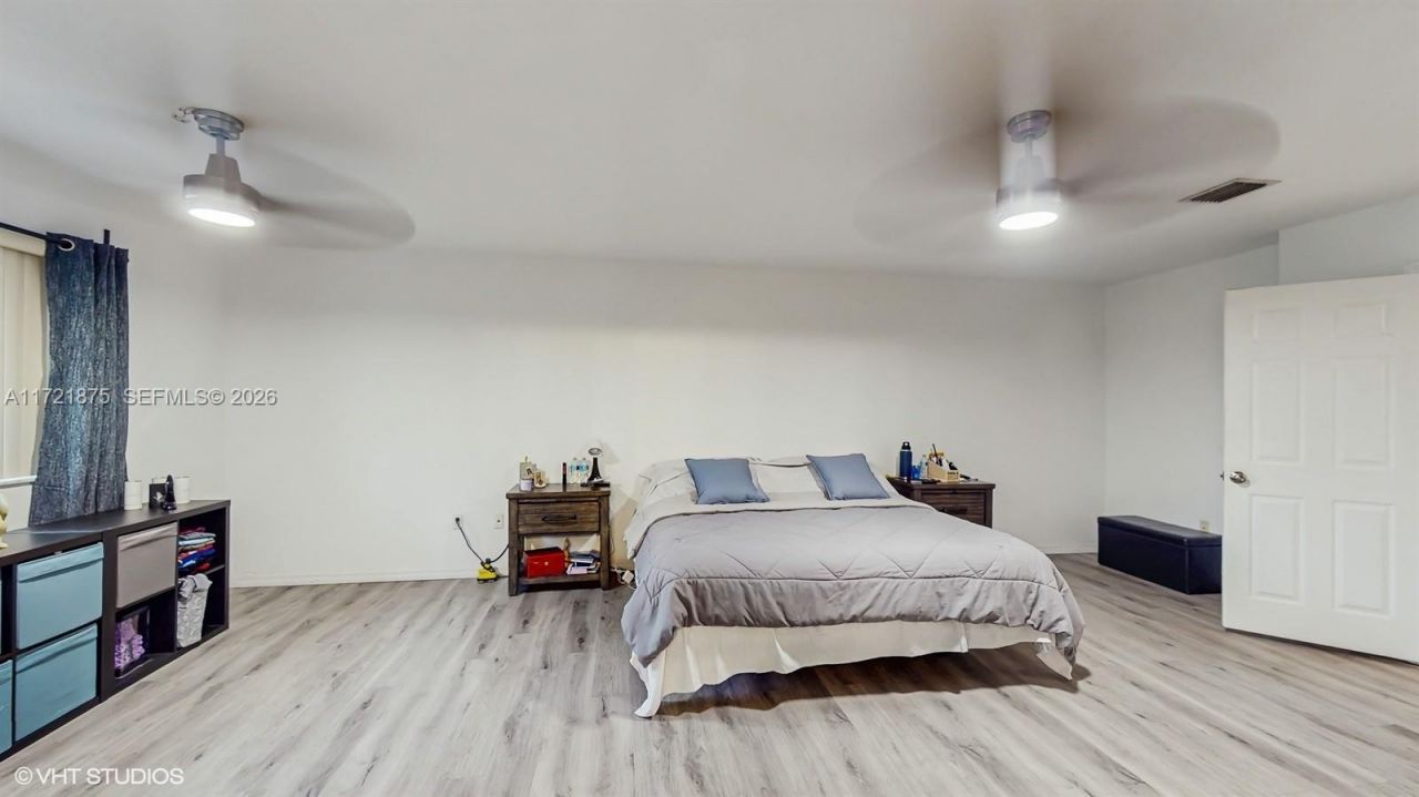 5323 NW 109th Ct, Doral, FL 33178 Photo