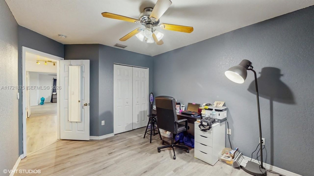 5323 NW 109th Ct, Doral, FL 33178 Photo