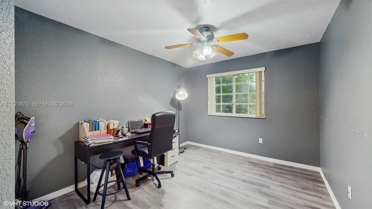 5323 NW 109th Ct, Doral, FL 33178 Photo