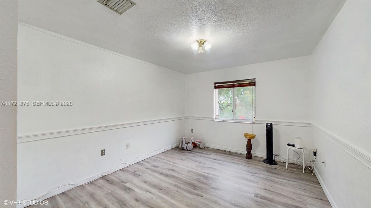 5323 NW 109th Ct, Doral, FL 33178 Photo