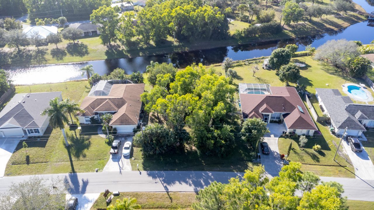 2349 SE Heathwood Circle, Port Saint Lucie, FL 34952 Photo