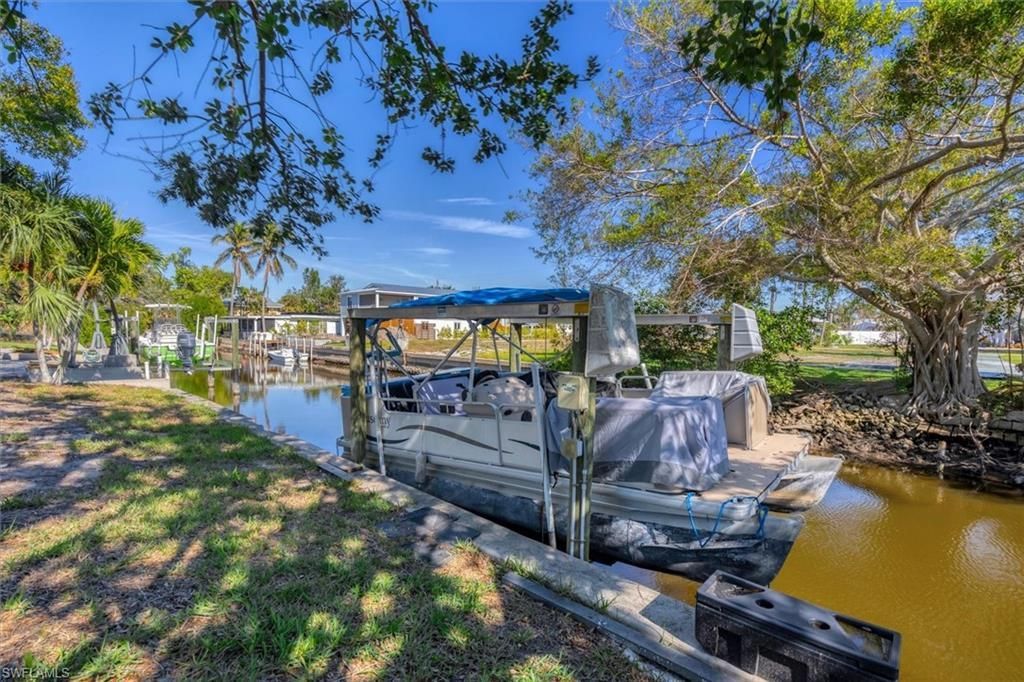 24538 Redfish St, Bonita Springs, FL 34134 Photo