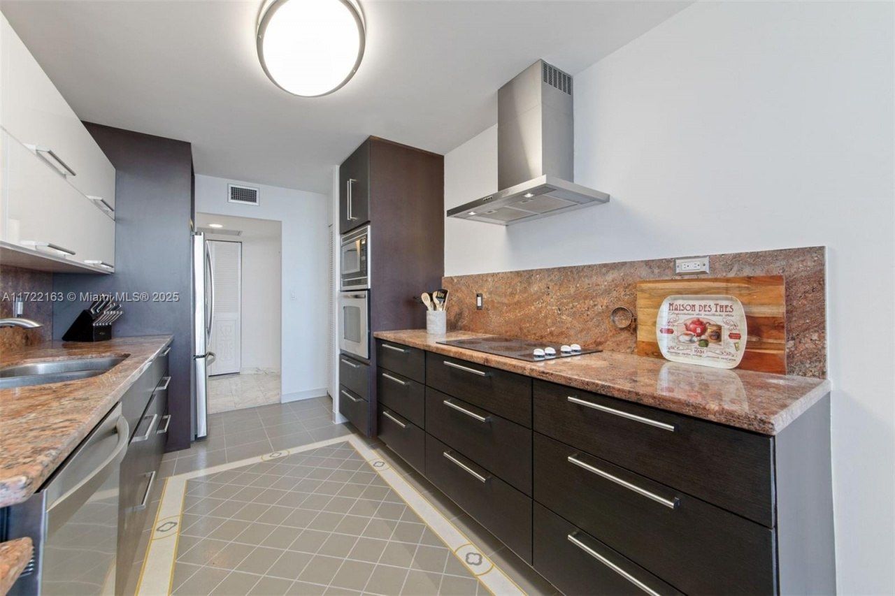 2751 S Ocean Dr, Unit 505N, Hollywood, FL 33019 Photo