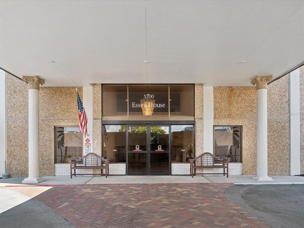 5200 Brittany Drive S, Unit 1204, Saint Petersburg, FL 33715 Photo