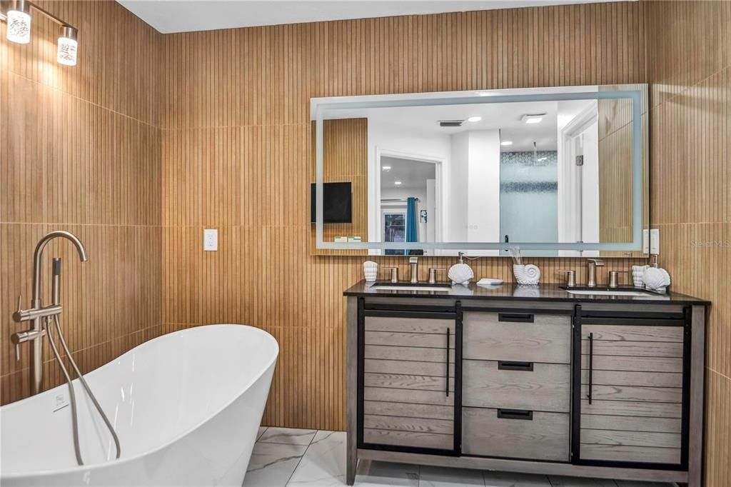 31 Lands End Lane, Sarasota, FL 34242 Photo