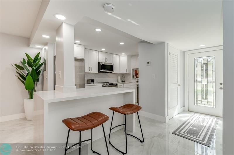 9523 S Hollybrook Lake Drive, Unit 102, Pembroke Pines, FL 33025 Photo