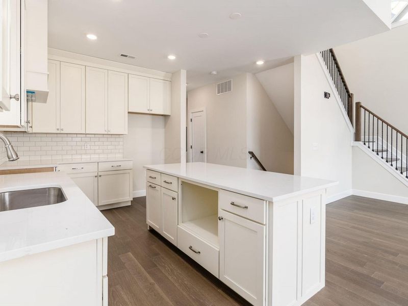 2015 W 5th Avenue, Unit 211, Columbus, OH 43212 Photo 12