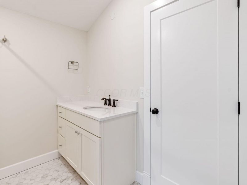 2015 W 5th Avenue, Unit 211, Columbus, OH 43212 Photo 63