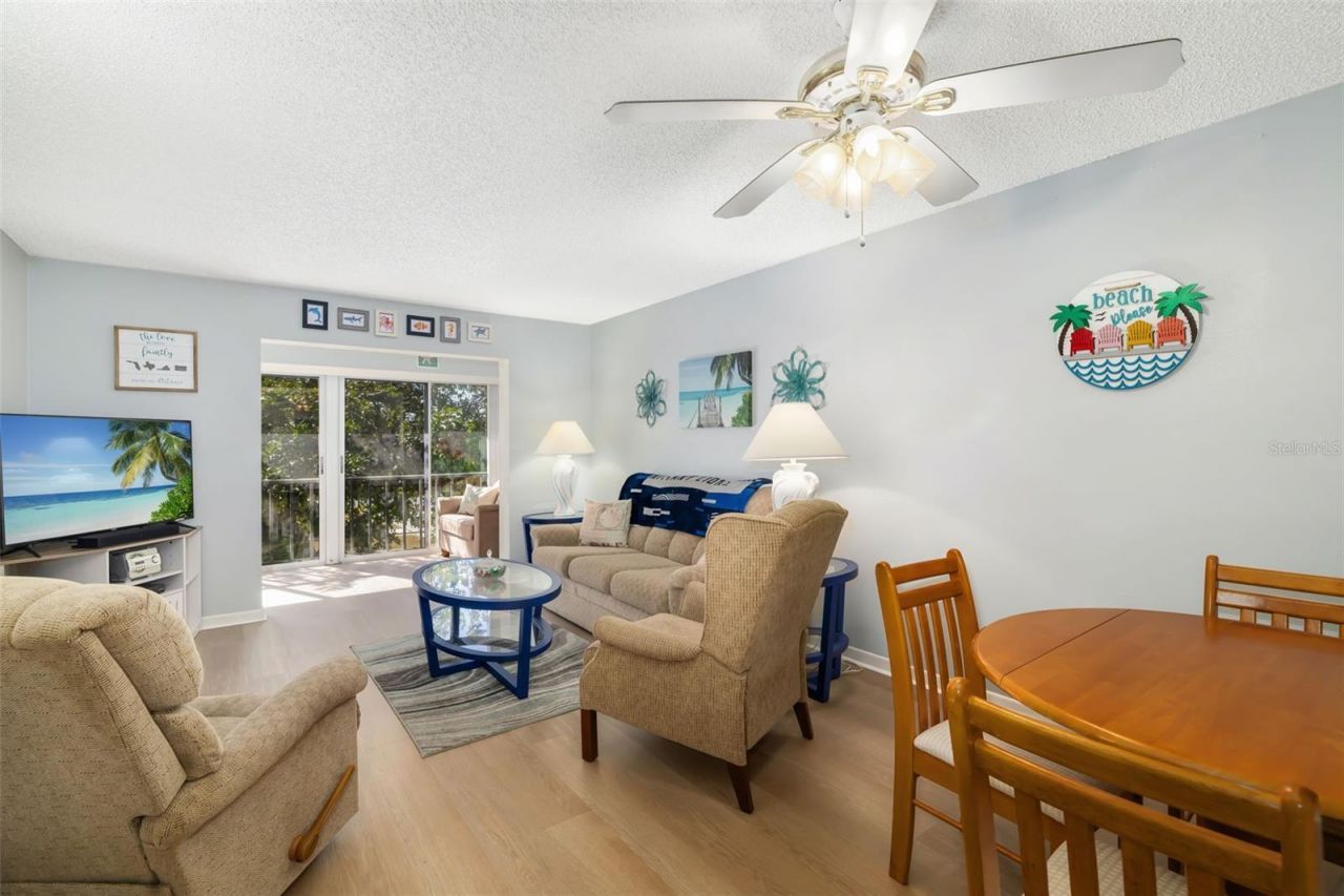 202 47th Avenue Drive W, Unit 334, Bradenton, FL 34207 Photo