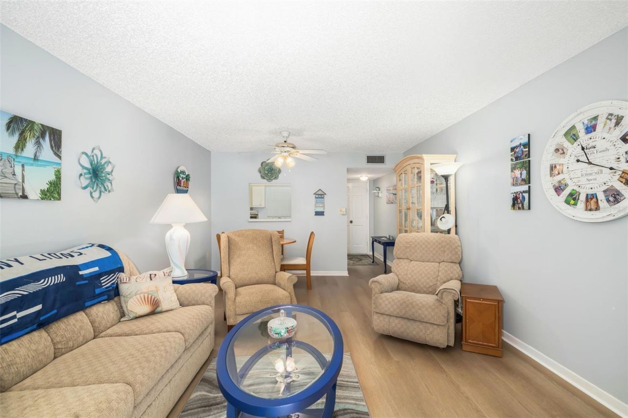 202 47th Avenue Drive W, Unit 334, Bradenton, FL 34207 Photo