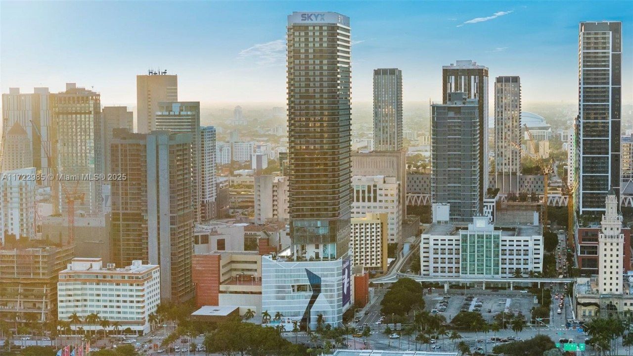 398 NE 5th St, Unit 3209, Miami, FL 33132 Photo