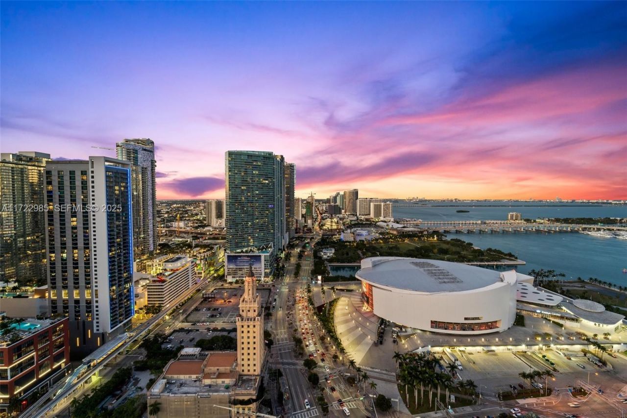 398 NE 5th St, Unit 3209, Miami, FL 33132 Photo