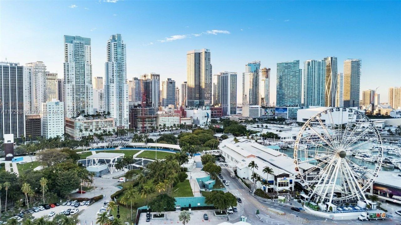 398 NE 5th St, Unit 3209, Miami, FL 33132 Photo