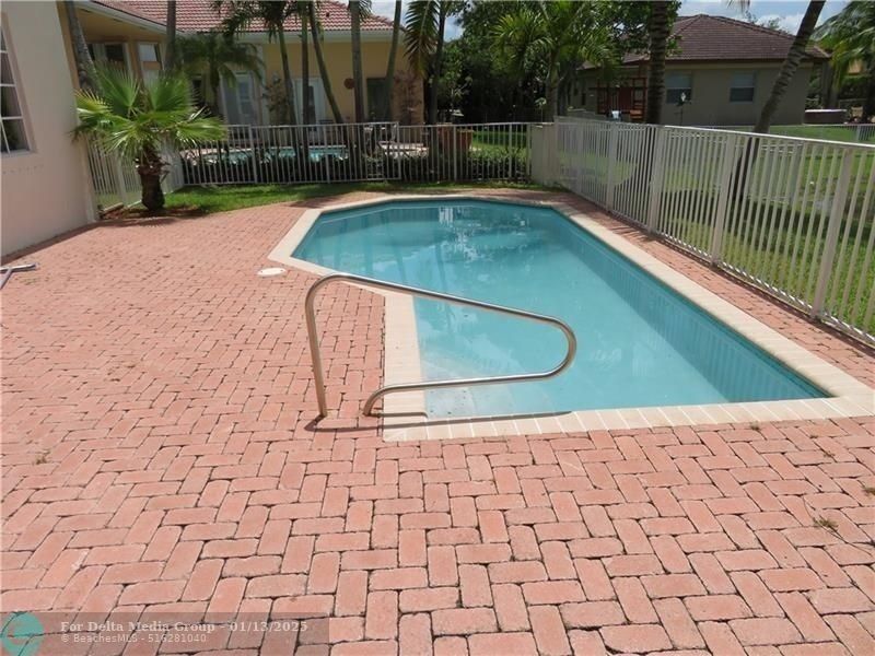 19430 SW 30th St, Miramar, FL 33029 Photo