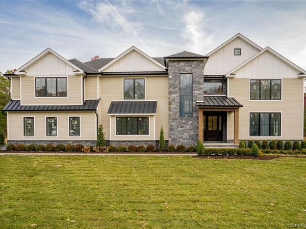 Lot 2 1003 Baldwin Path, Dix Hills, NY 11746