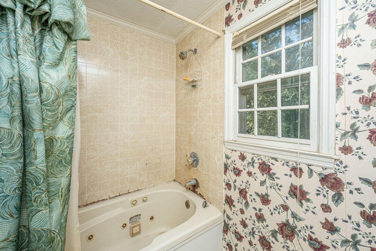 864 Bunch Ford Road Photo 43