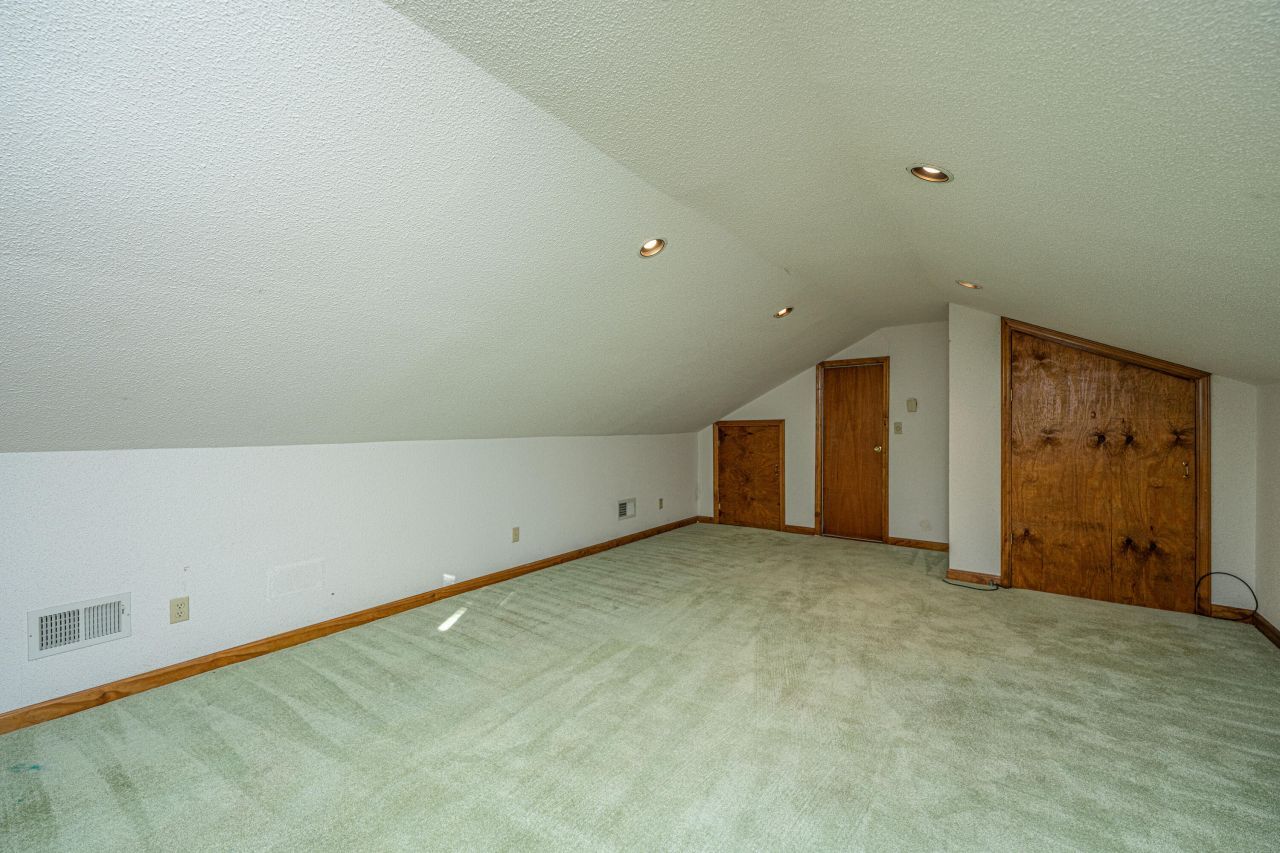 864 Bunch Ford Road Photo 47