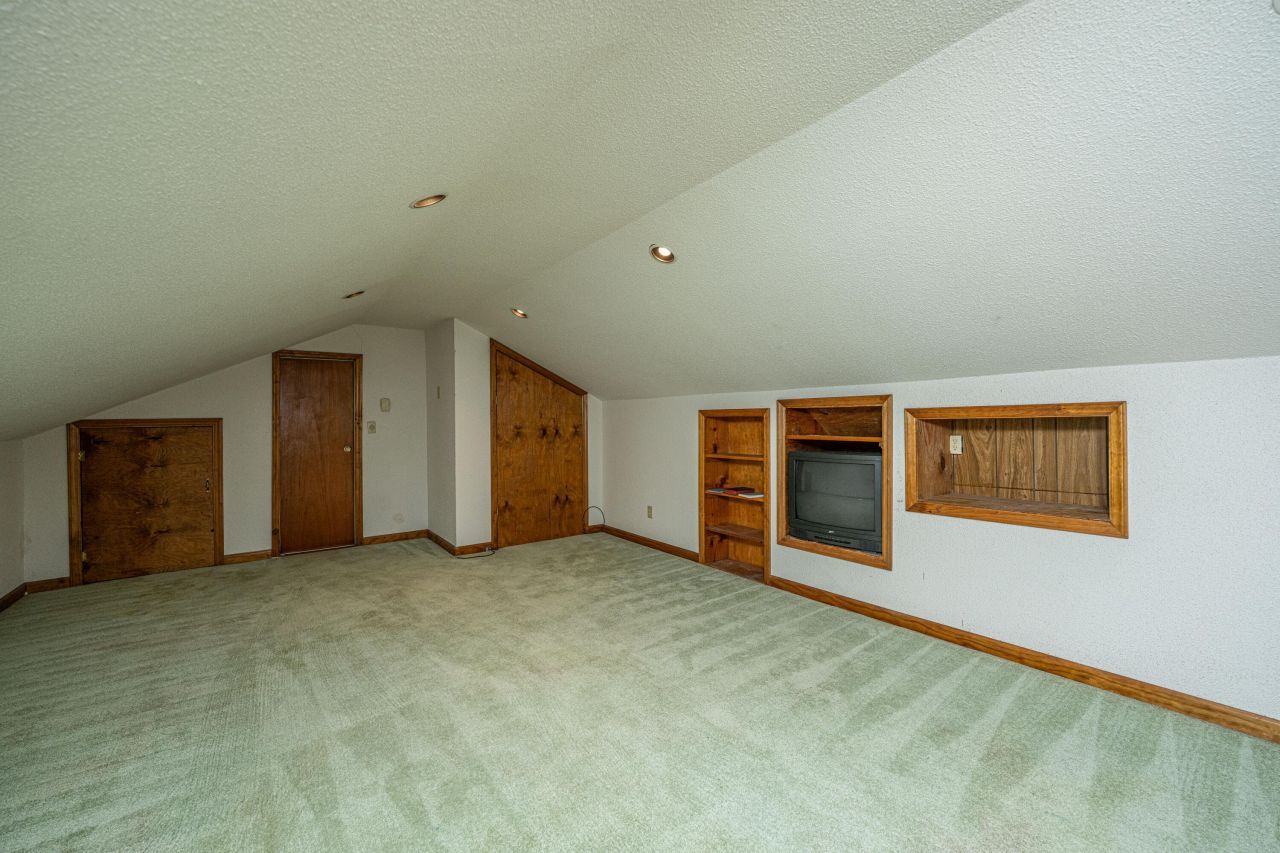 864 Bunch Ford Road Photo 48