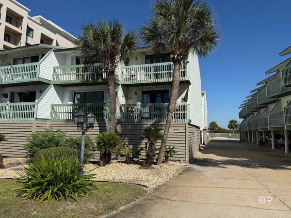 554 E Beach Boulevard, Unit 17, Gulf Shores, AL 36542