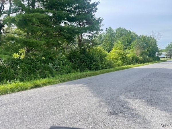 4664 Wetzel Road, Liverpool, NY 13090