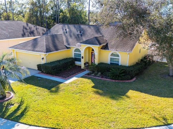 5215 NEW BRITTANY LANE, ZEPHYRHILLS, FL 33541