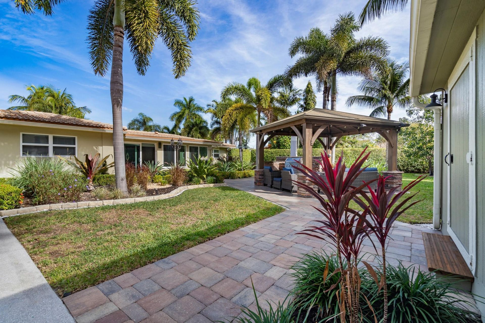 112 SW 24th Avenue, Boynton Beach, FL 33435 Photo