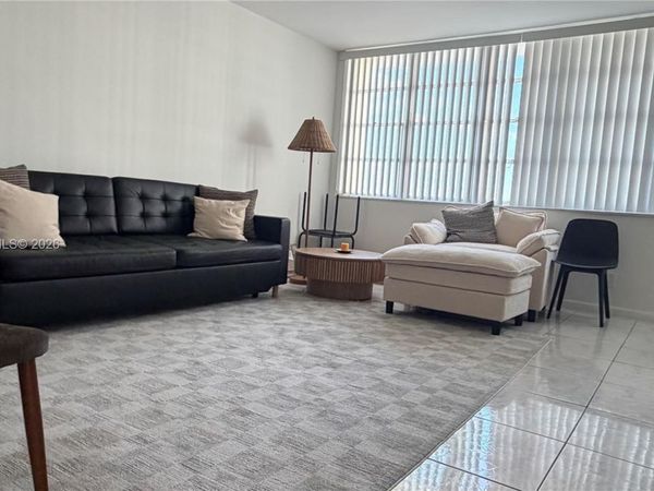 1825 S Ocean Dr, Unit 506, Hallandale Beach, FL 33009