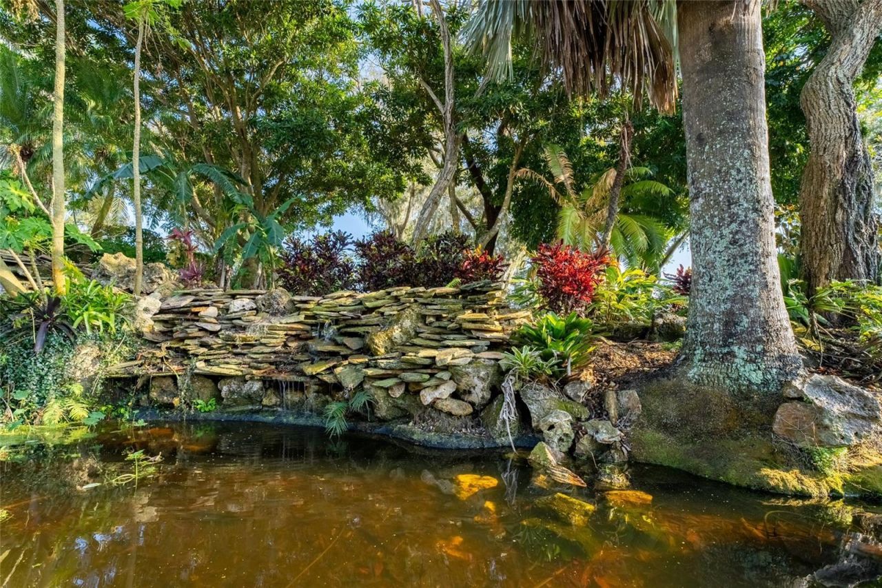 11148 Lane Park Road, Tavares, FL 32778 Photo